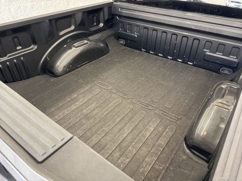 Used 2019 Ford F150 XLT w/ Equipment Group 302A Luxury image 9