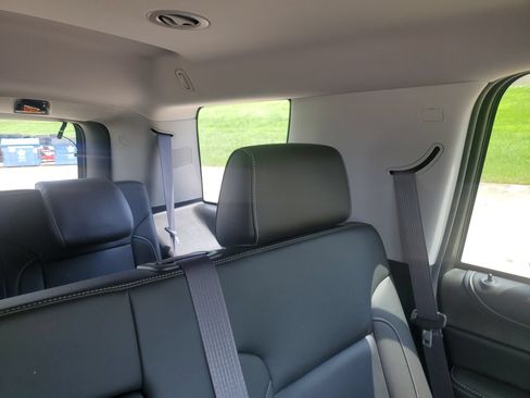 Used 2016 GMC Yukon SLT AWD/4WD image 15