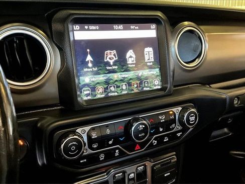 Used 2020 Jeep Gladiator Rubicon image 9