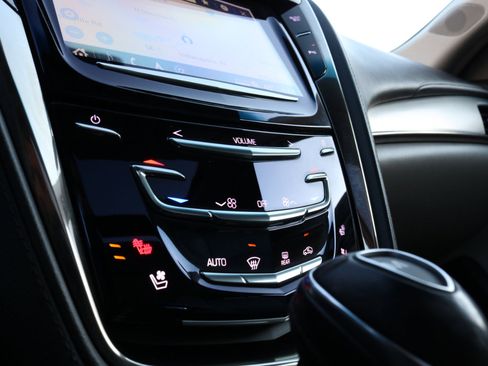 Used 2019 Cadillac CTS Luxury image 32