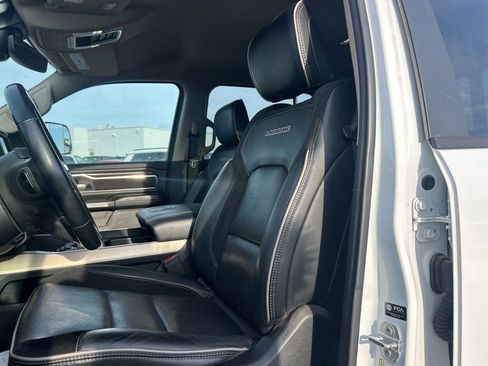 Used 2021 RAM 1500 Laramie image 9