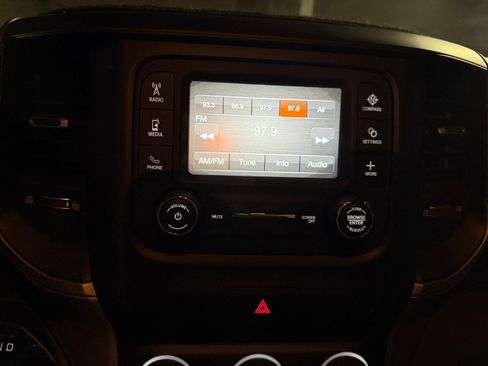 Used 2019 RAM 1500 Tradesman RWD image 22