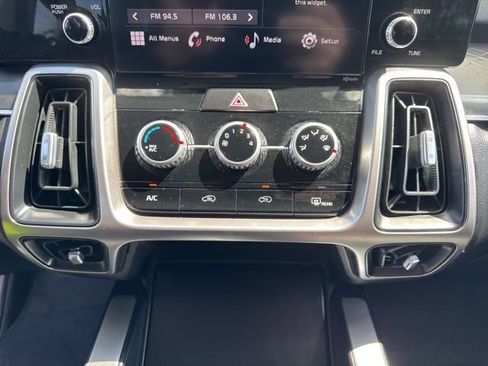 Used 2023 Kia Sorento LX AWD/4WD image 22