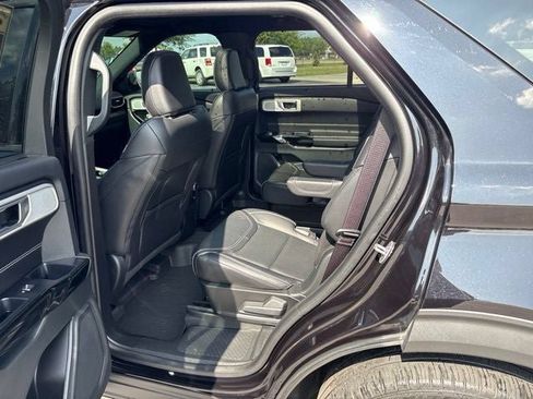 Used 2024 Ford Explorer ST w/ Equipment Group 401A AWD/4WD image 19