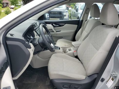 Used 2019 Nissan Rogue Sport SV AWD/4WD image 12