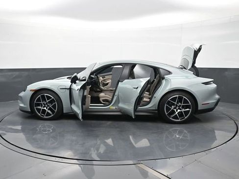 Certified 2025 Porsche Taycan AWD/4WD image 29