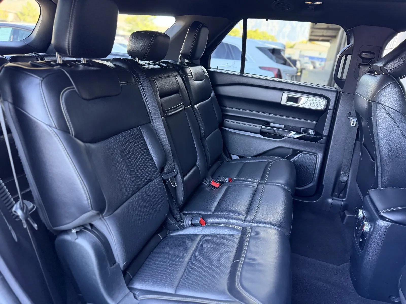 Used 2022 Ford Explorer ST w/ Equipment Group 401A AWD/4WD image 20