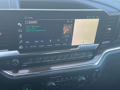 Used 2024 Chevrolet Silverado 1500 LT image 20