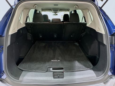 Used 2022 Nissan Rogue SV FWD image 25