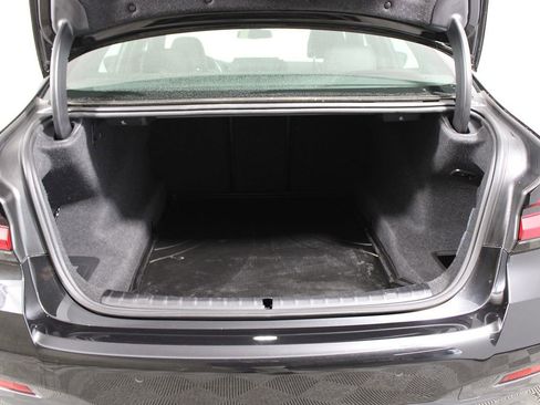 Used 2023 BMW 530i w/ M Sport Package image 31