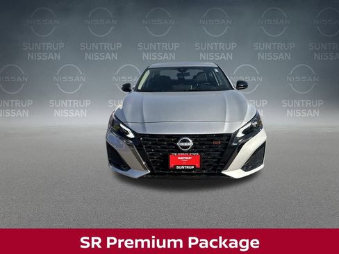 New 2025 Nissan Altima 2.5 SR w/ SR Premium Package image 10