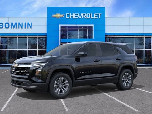 New 2026 Chevrolet Equinox LT w/ Safety and Technology Package FWD image 3