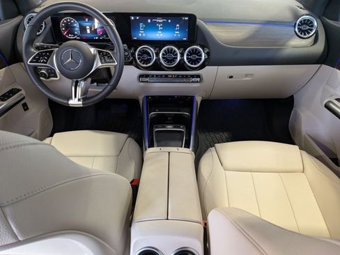 Used 2026 Mercedes-Benz GLA 250 4MATIC image 18