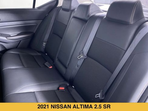 Used 2021 Nissan Altima 2.5 SR w/ SR Premium Package FWD image 13