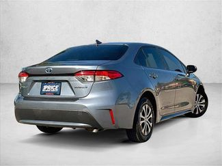 Used 2021 Toyota Corolla LE FWD video 2