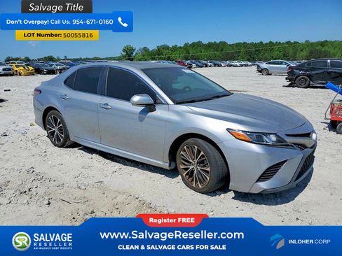 Used 2019 Toyota Camry SE w/ Convenience Package FWD image 5