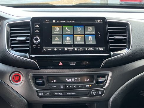 Certified 2025 Honda Ridgeline Sport image 25