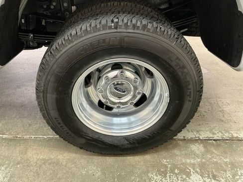 Used 2026 Ford F350 Platinum AWD/4WD image 13