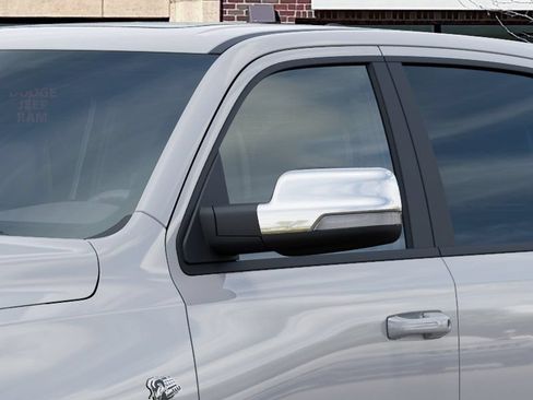 New 2026 RAM 1500 Laramie AWD/4WD image 12