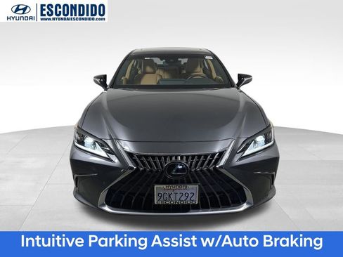 Used 2023 Lexus ES 300h w/ Premium Package image 8