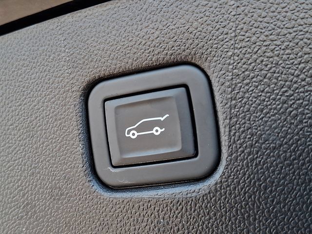 Used 2023 Chevrolet Blazer LT w/ Convenience Package FWD image 23