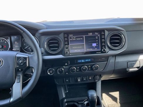 Used 2023 Toyota Tacoma TRD Sport image 6