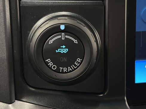 Used 2025 Ford F150 XLT w/ Equipment Group 302A MID AWD/4WD image 33