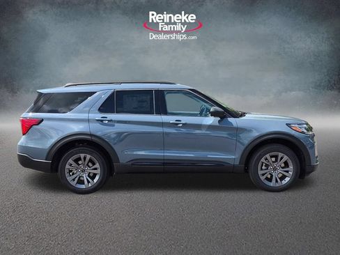 New 2026 Ford Explorer Active w/ Active Comfort Package AWD/4WD image 4