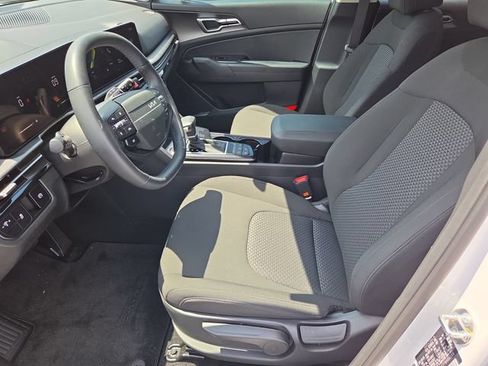 Certified 2026 Kia Sportage LX AWD/4WD image 5