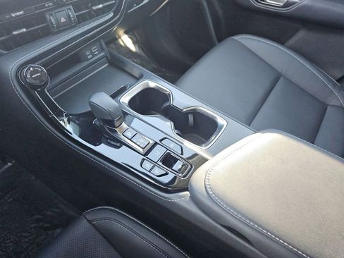 Used 2024 Lexus NX 350h 350h Premium w/ Cold Area Package image 33