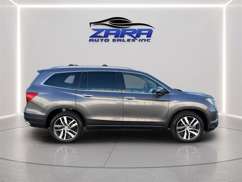 Used 2018 Honda Pilot Touring image 8
