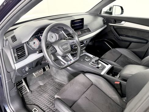 Used 2020 Audi SQ5 Premium w/ Convenience Package image 32