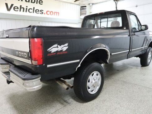 Used 1995 Ford F250 4x4 Regular Cab image 6