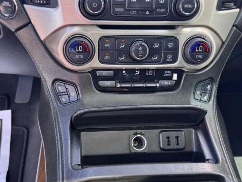 Used 2020 GMC Yukon Denali RWD image 15