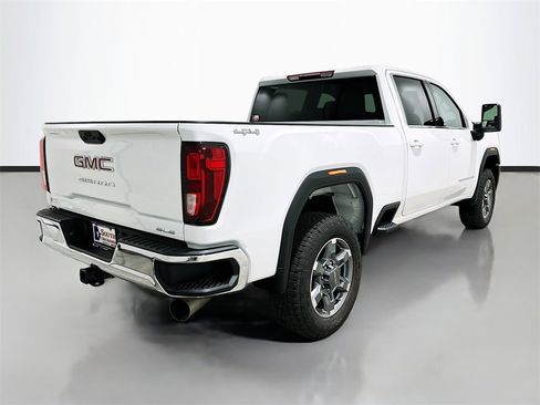 New 2026 GMC Sierra 2500 SLE w/ SLE Convenience Package image 7