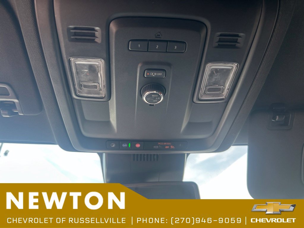 Used 2023 Chevrolet Tahoe LT AWD/4WD image 17