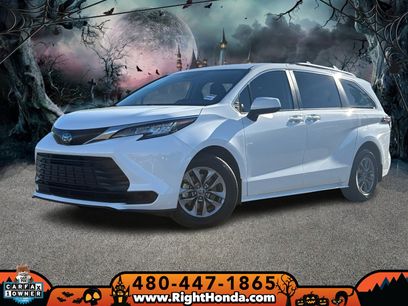 Used 2022 Toyota Sienna LE