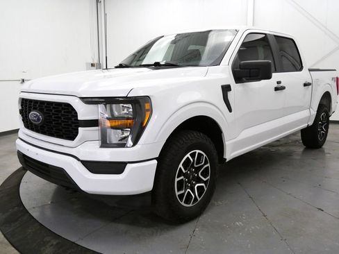 Used 2023 Ford F150 XL w/ STX Appearance Package image 3
