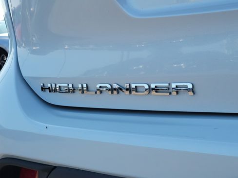 Used 2026 Toyota Highlander XLE AWD/4WD image 6
