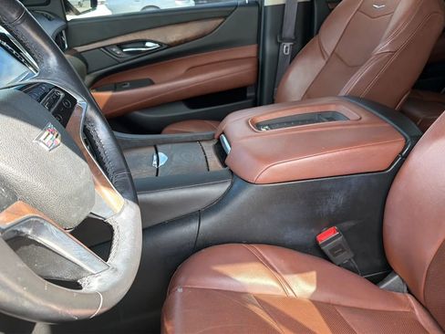 Used 2016 Cadillac Escalade Premium AWD/4WD image 91