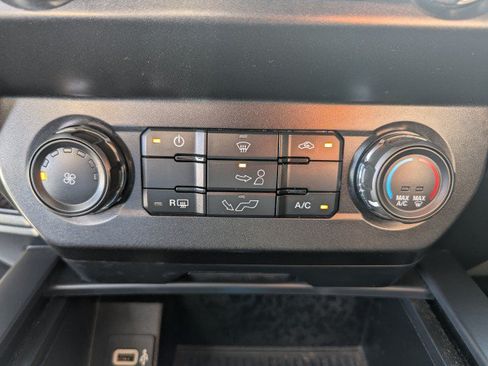 Used 2019 Ford F150 XL w/ Equipment Group 101A Mid AWD/4WD image 18
