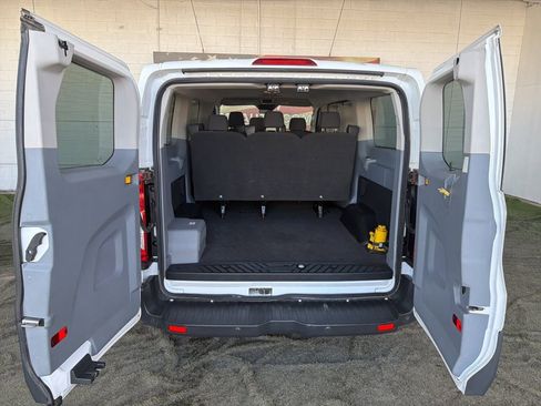 Used 2016 Ford Transit 150 XL image 12