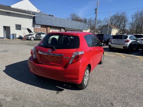 Used 2014 Toyota Yaris LE image 24