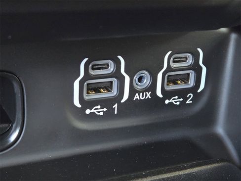 Used 2022 RAM 1500 Laramie image 21