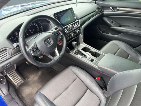 Used 2022 Honda Accord Sport image 4
