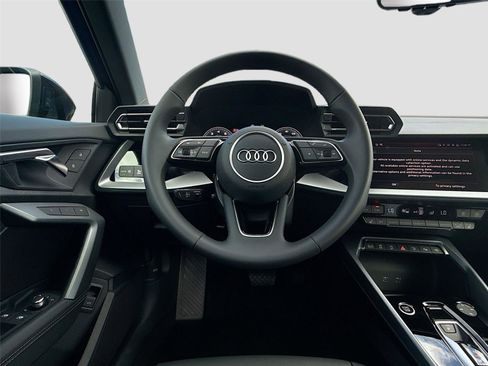 New 2026 Audi Q3 quattro 2.0T image 11