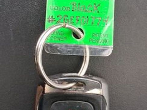 Used 2016 Ford Expedition Platinum image 17