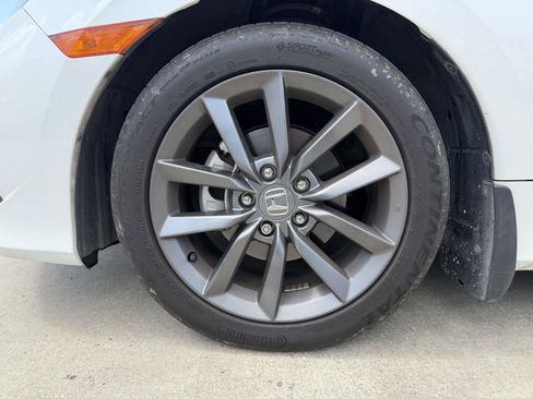 Used 2019 Honda Civic EX-L image 4