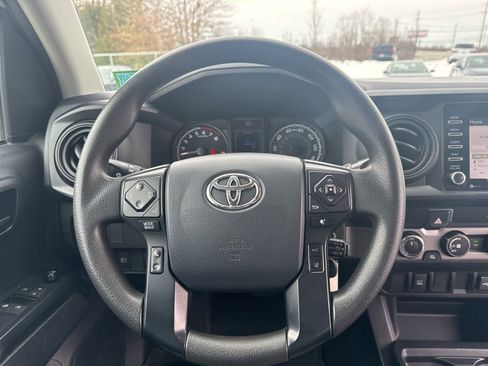 Used 2020 Toyota Tacoma SR image 16