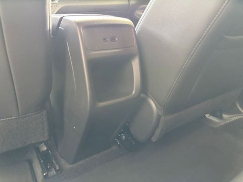 Used 2025 Buick Envista Preferred image 24